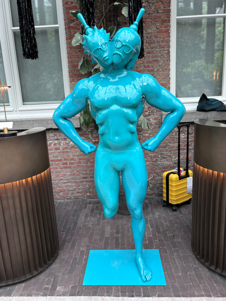 TVDB_GALLERY02_04